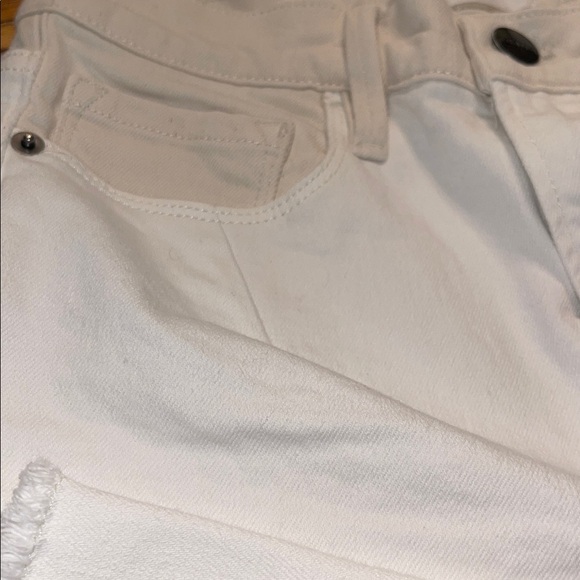FRAME Le Crop Mini Boot LCMBSM009 Cropped Jeans White Cream Women’s Size 26 $265 - Picture 6 of 8
